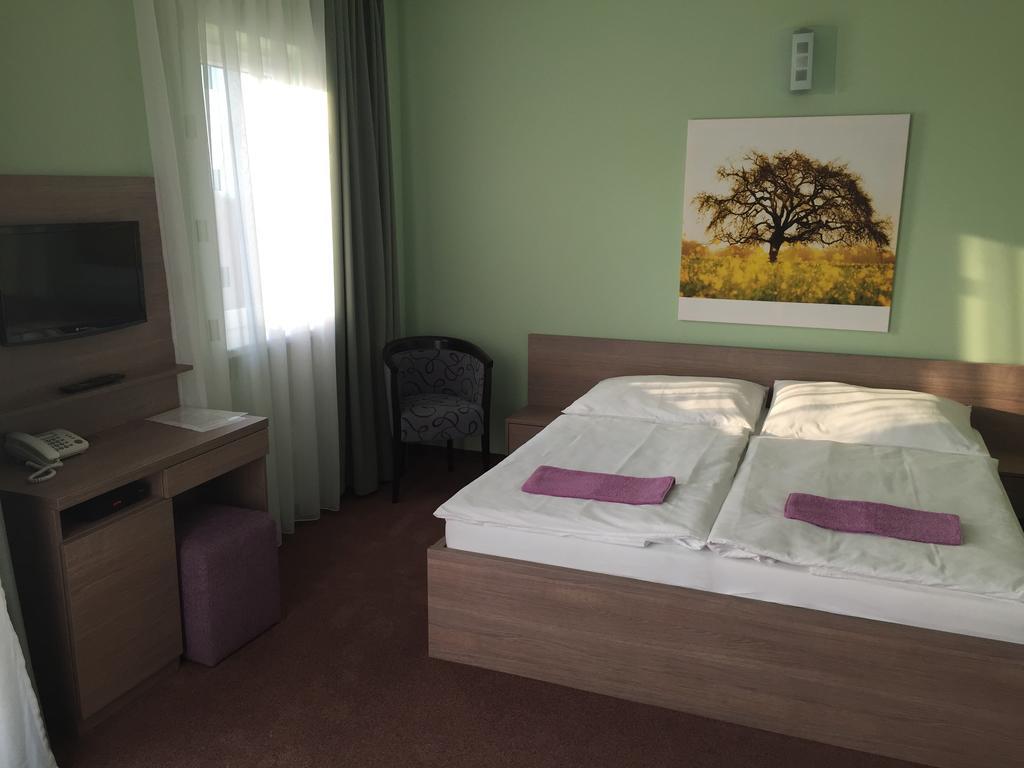 Wellness Pension Inovec Jalsove Ruang foto