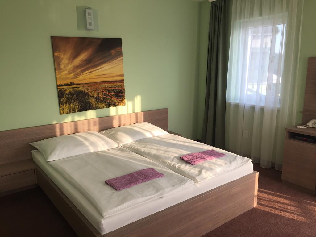 Wellness Pension Inovec Jalsove Ruang foto
