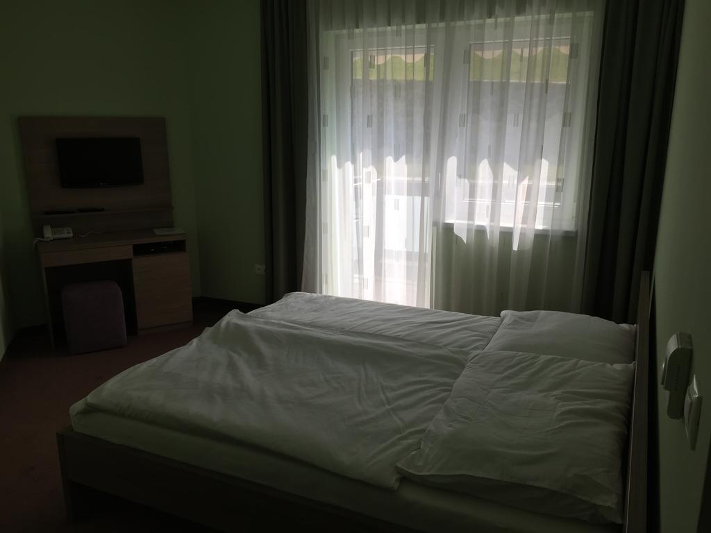 Wellness Pension Inovec Jalsove Ruang foto