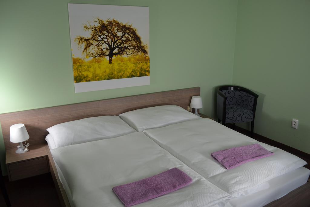 Wellness Pension Inovec Jalsove Bagian luar foto