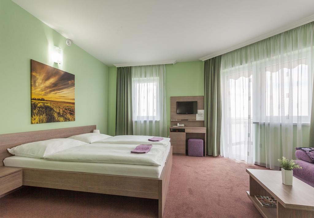 Wellness Pension Inovec Jalsove Bagian luar foto